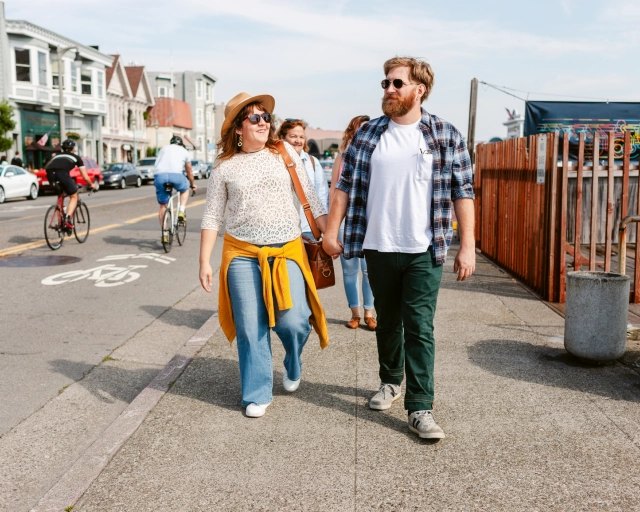 couple exploring on vacation